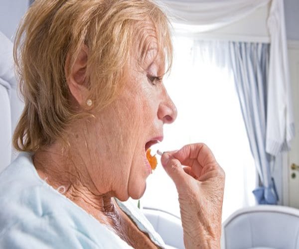 Statínové lieky neprospievajú zdravým seniorom