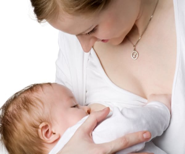 Nursing While Pregnant Safe for Most Healthy Mothers