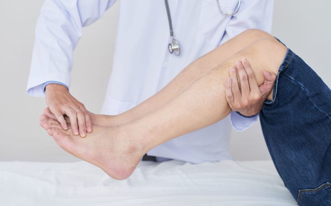 Degenerative Disc Disease Can Cause Nerve Pain in the Feet