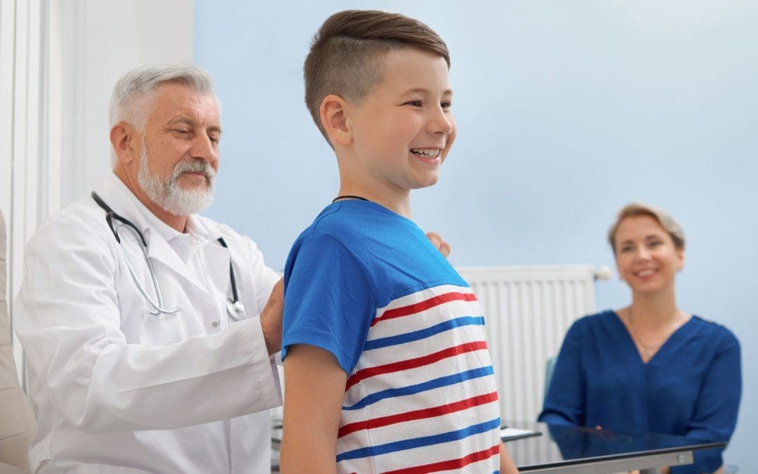 Scoliosis Diagnosis: The Adams Forward Bend Test Back Clinic