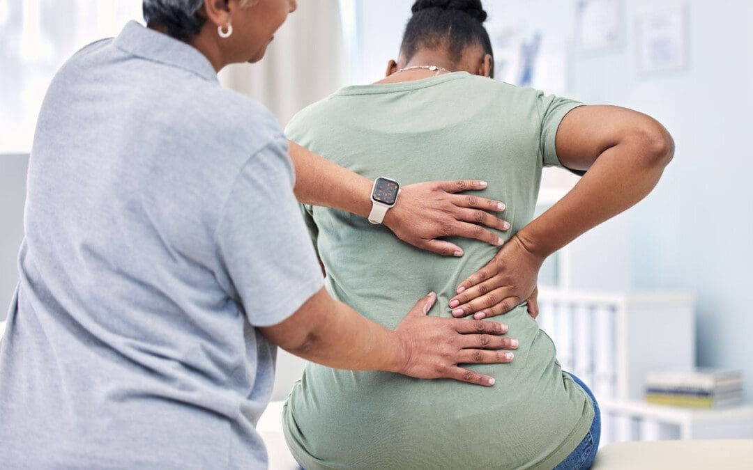 Bulging Disc Pain: Physical Therapists & Chiropractic Relief