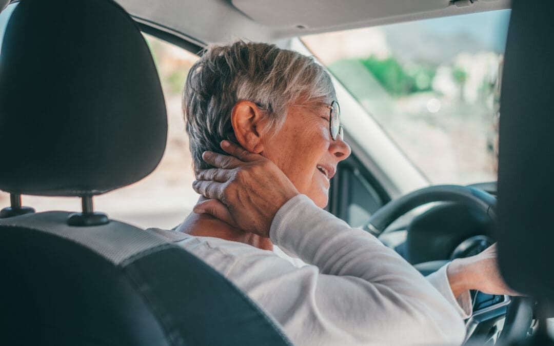 Auto Injuries: Whiplash Symptoms and Weakened Ligaments to Watch
