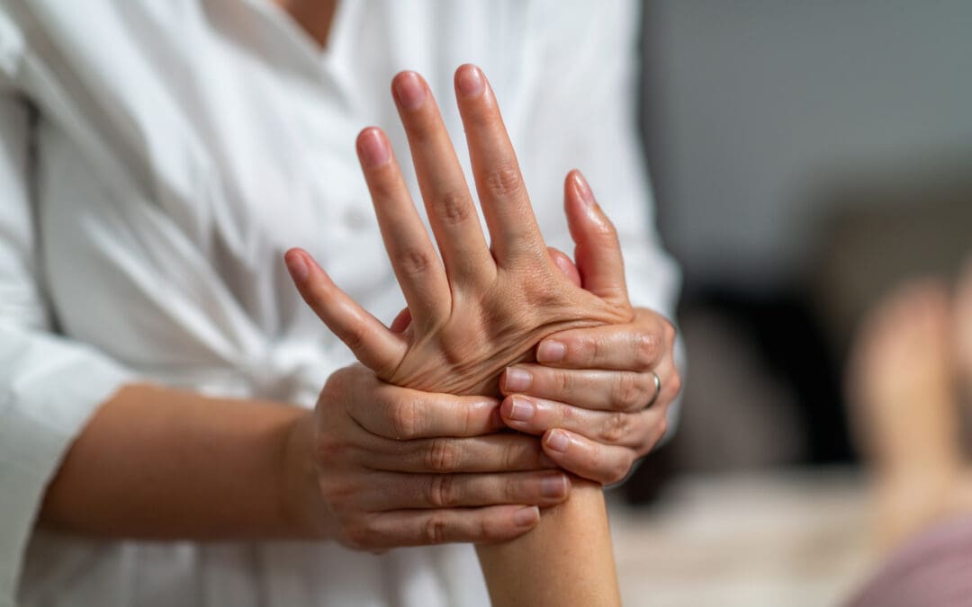 Chiropractic Care Overview for Rheumatoid Arthritis & Inflammation