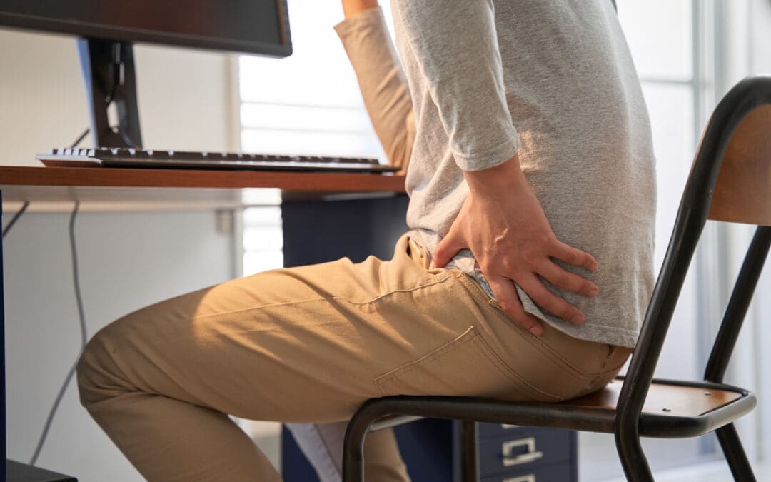 Chair Features to Look For Today to Reduce Back Pain